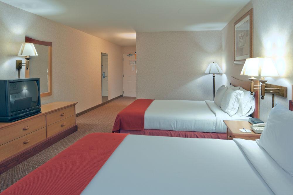 Holiday Inn Express & Suites Tracy By Ihg Kültér fotó