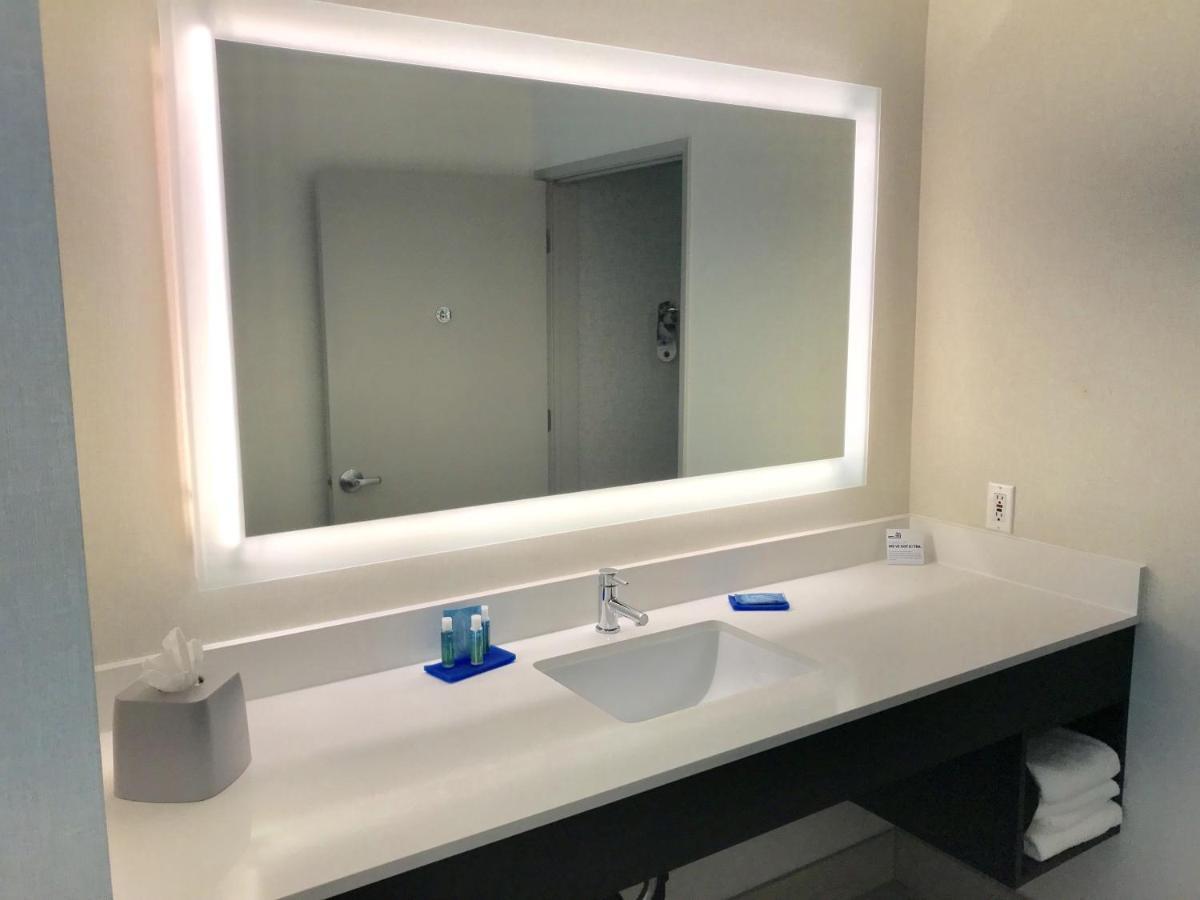 Holiday Inn Express & Suites Tracy By Ihg Kültér fotó